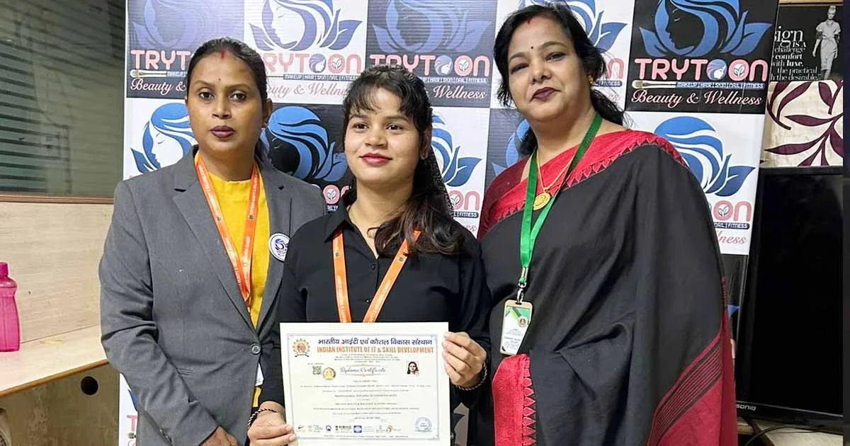 Professional Diploma in Cosmetology certificate award ceremony by Mrs. Bharatishree Das and faculty Sanghamitra Dash at Trytoon Beauty and Wellness Academy Bhubaneswar